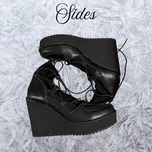 Steve Madden Atomic Wedge Booties Black Lace-Up Combat Lug Sole | Size 7.5